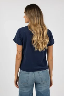 Basics | T-shirts><noscript><img width=