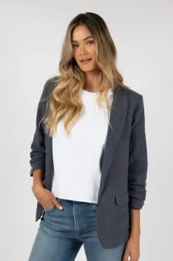 Basics | T-shirts><noscript><img width=