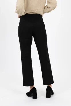 Pants><noscript><img width=