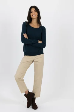 Pants><noscript><img width=