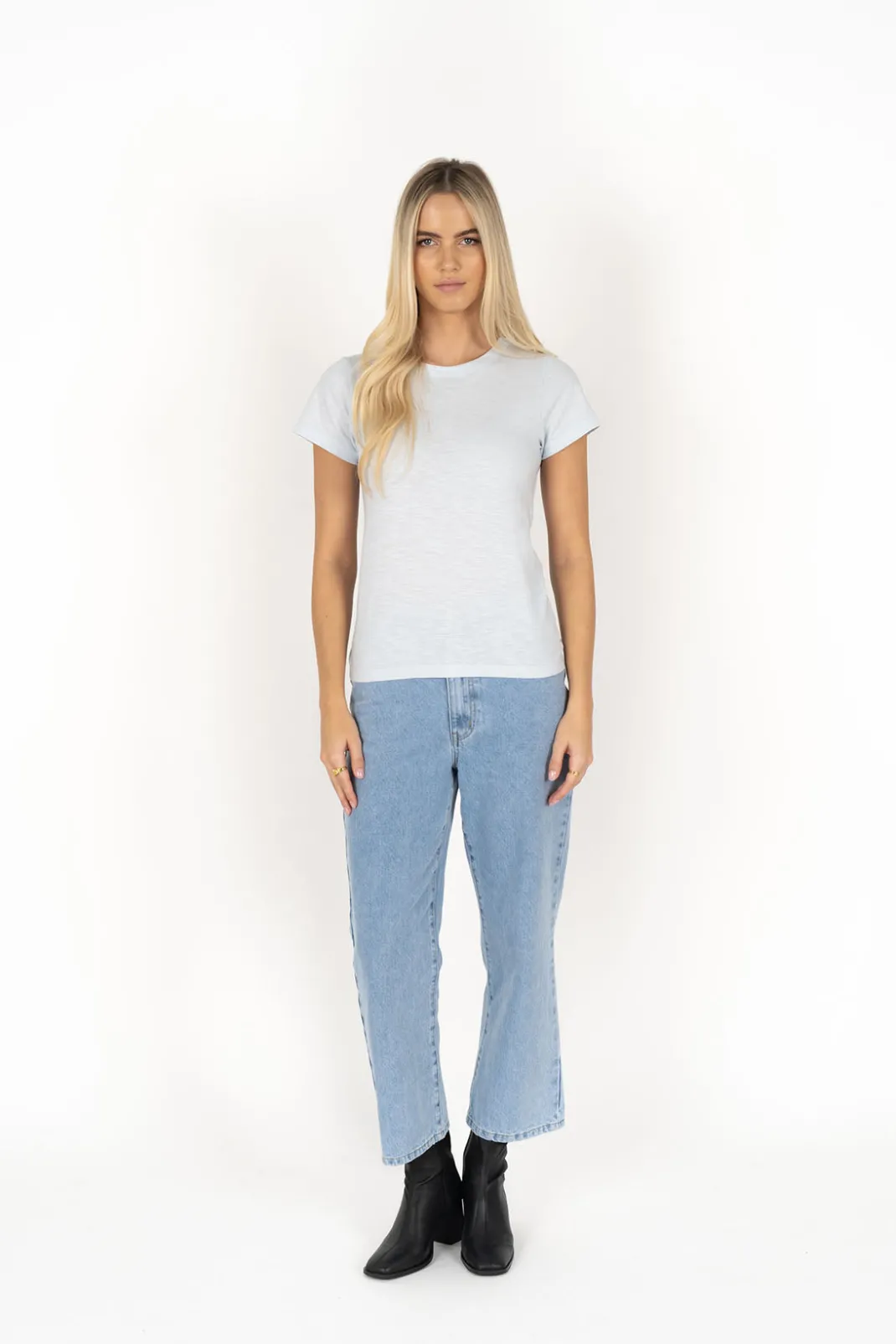 Basics | T-shirts>Humidity Lifestyle BENE TEE