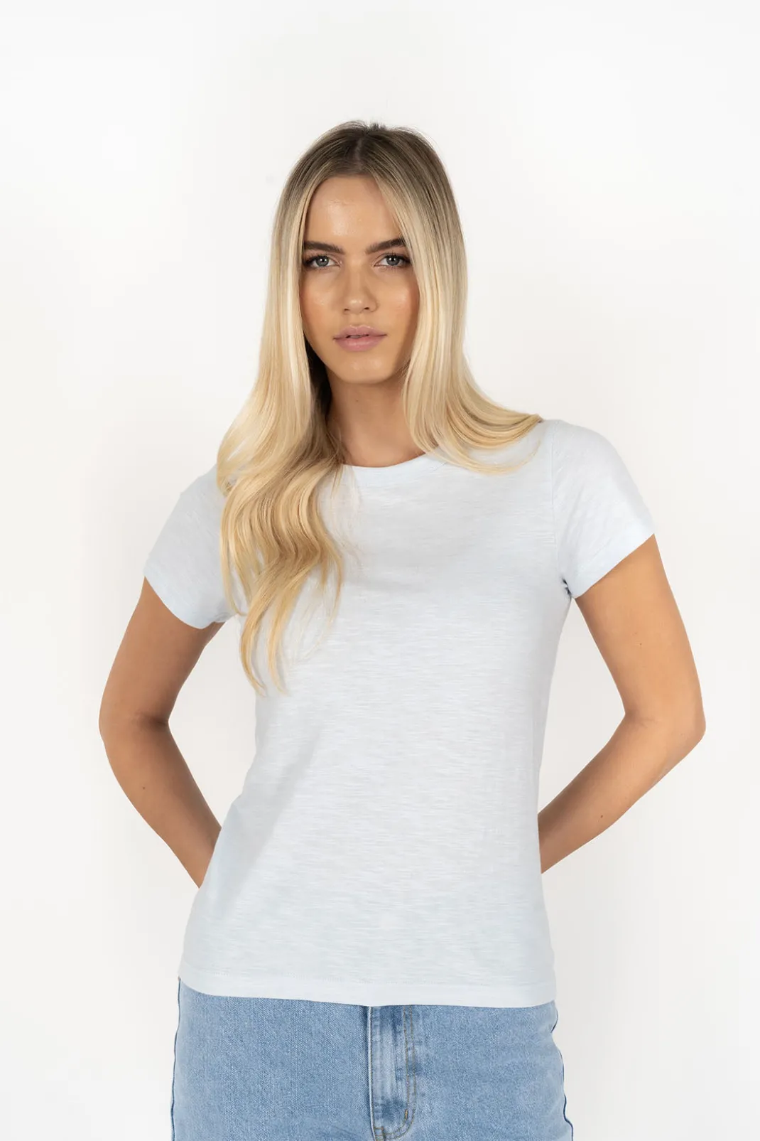 Basics | T-shirts>Humidity Lifestyle BENE TEE