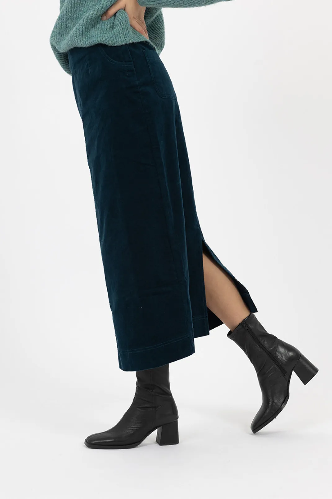 Skirts>Humidity Lifestyle BILLIE CORD SKIRT