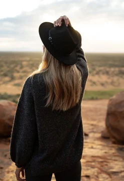 Hats><noscript><img width=