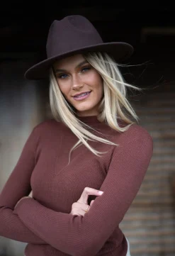 Hats><noscript><img width=