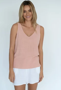 Tanks & Camis><noscript><img width=