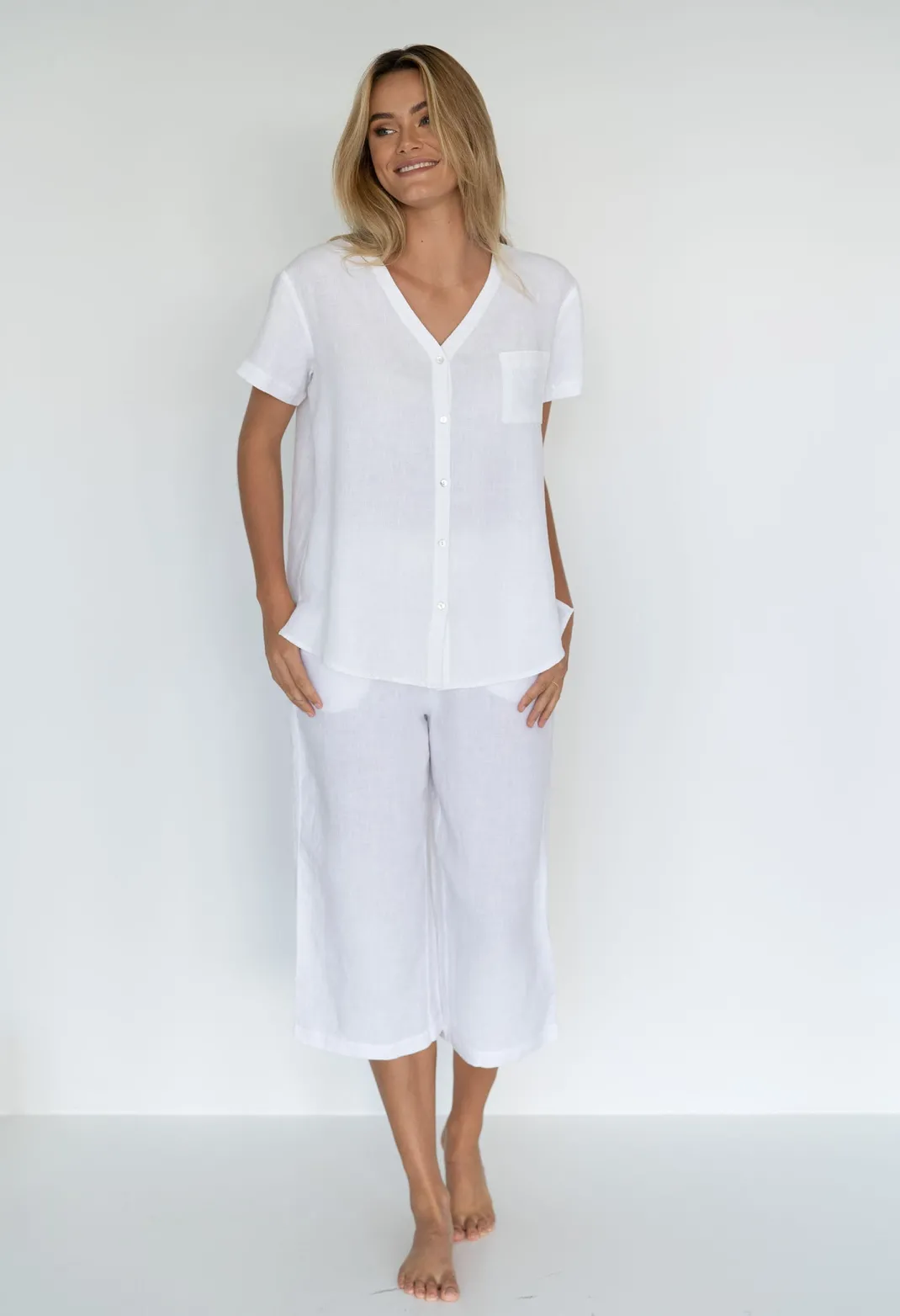 Sleepwear | Loungewear>Humidity Lifestyle DREAM SHIRT - WHITE