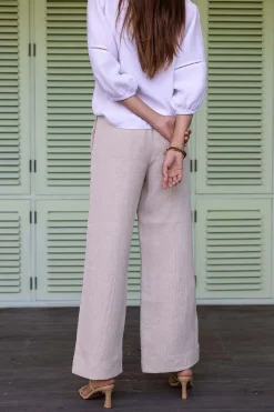 Pants><noscript><img width=