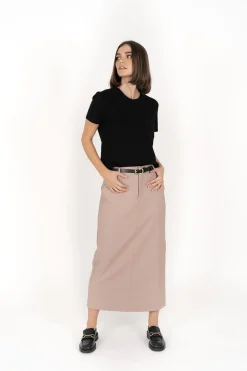 Basics | T-shirts><noscript><img width=