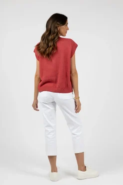 Pants><noscript><img width=