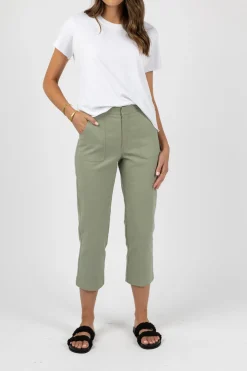 Pants><noscript><img width=