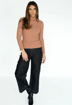 Lightweight Knits | Lightweight Knits><noscript><img width=