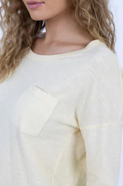 Basics | T-shirts><noscript><img width=