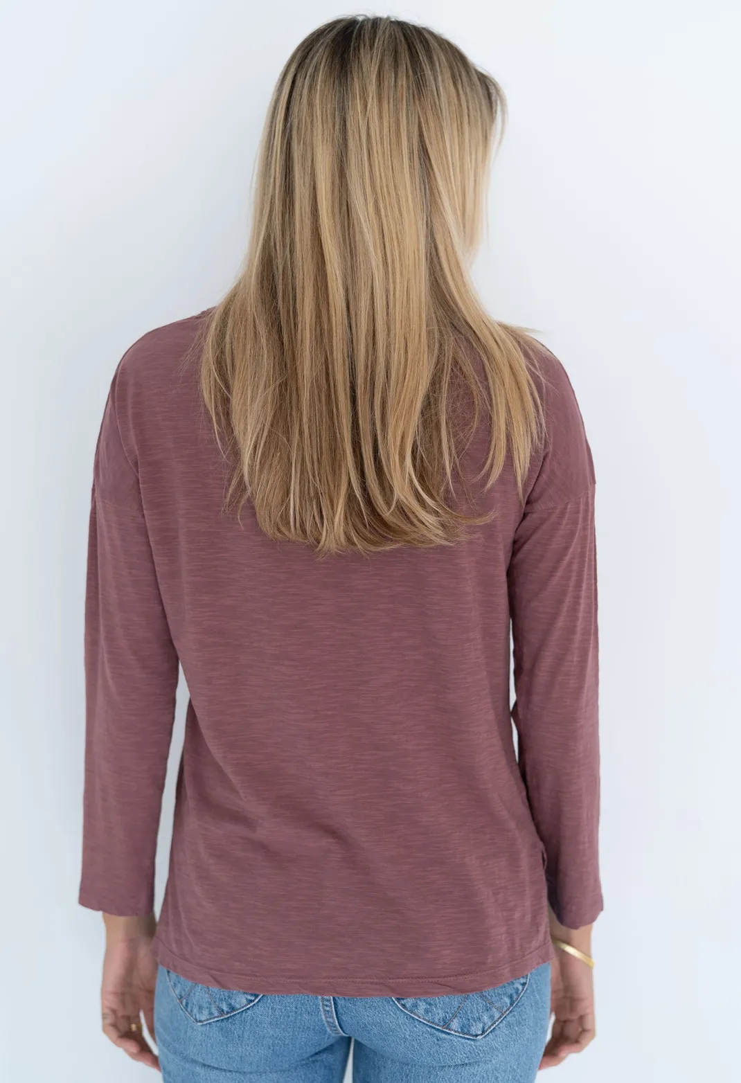 Basics | T-shirts>Humidity Lifestyle JANIE TEE AW22