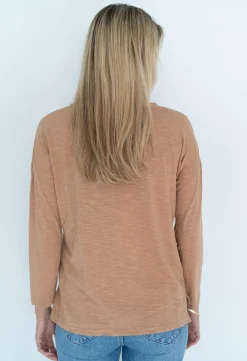 Basics | T-shirts><noscript><img width=