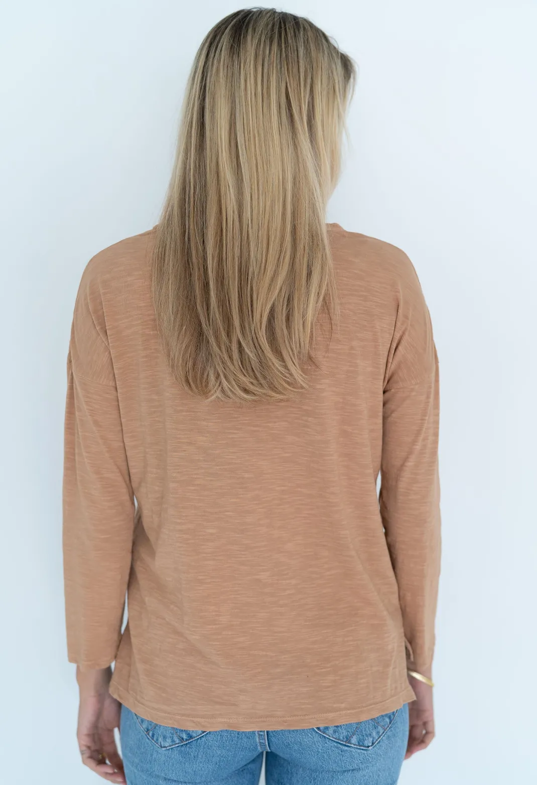 Basics | T-shirts>Humidity Lifestyle JANIE TEE AW22