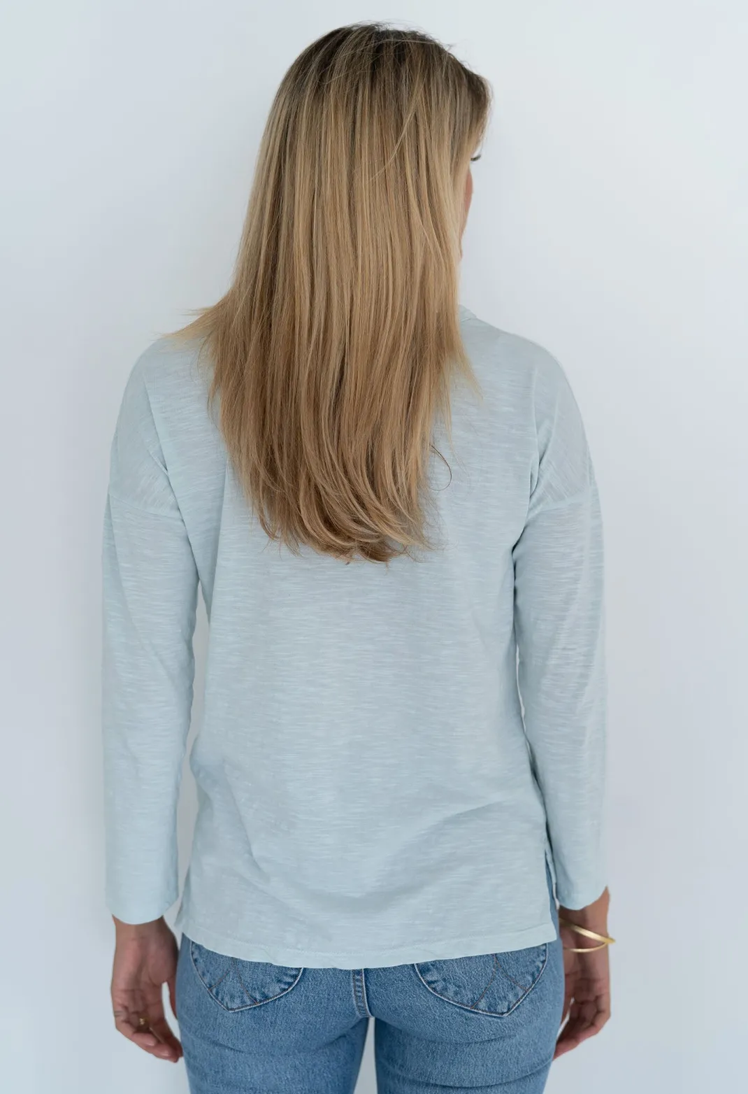 Basics | T-shirts>Humidity Lifestyle JANIE TEE AW22