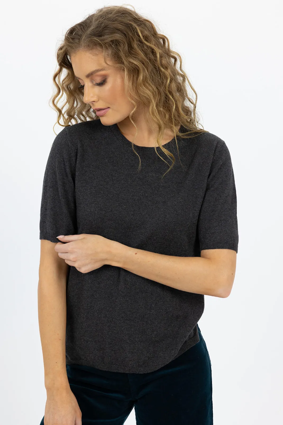 Basics | T-shirts>Humidity Lifestyle KIKI TEE AW24