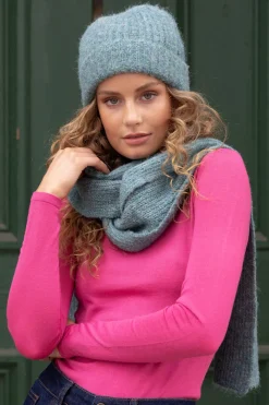 Scarves><noscript><img width=