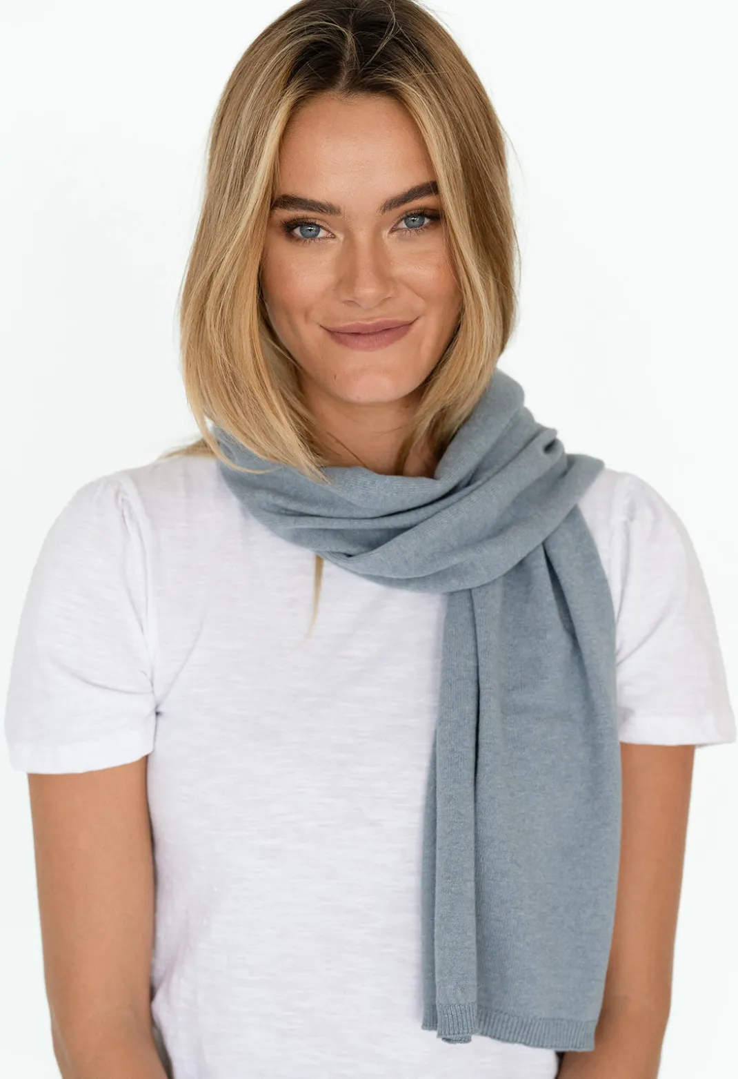 Scarves>Humidity Lifestyle LYON SCARF