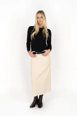 Lightweight Knits | Lightweight Knits><noscript><img width=