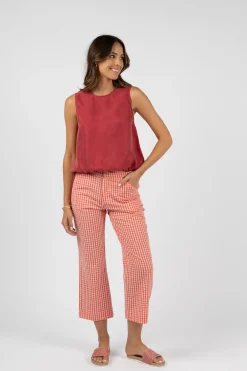 Tanks & Camis | Blouses><noscript><img width=