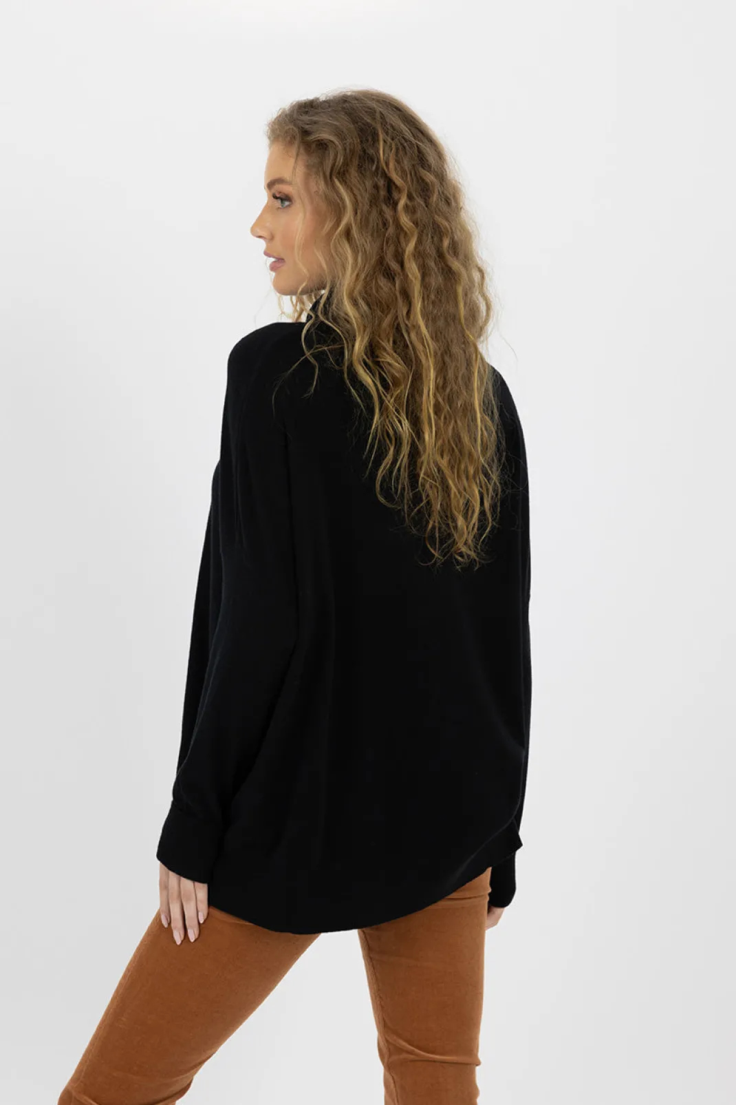 Lightweight Knits | Lightweight Knits>Humidity Lifestyle MONIQUE SWEATER AW24
