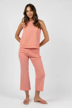 Pants><noscript><img width=