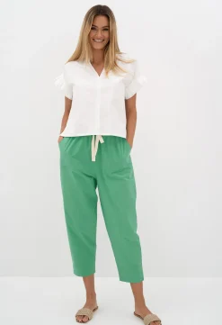 Pants><noscript><img width=