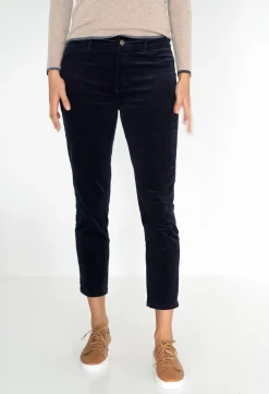 Pants><noscript><img width=