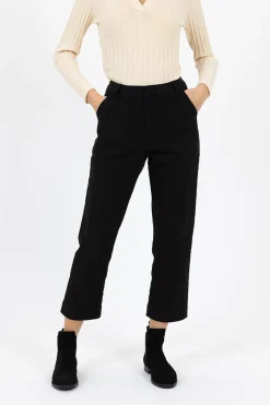 Pants><noscript><img width=