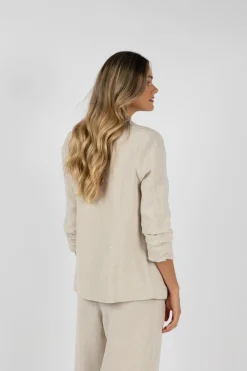 Jackets><noscript><img width=