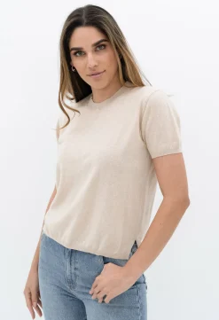 Basics | T-shirts><noscript><img width=