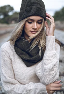 Hats><noscript><img width=