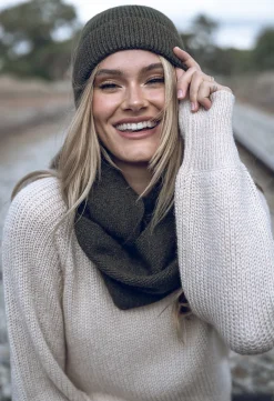 Scarves><noscript><img width=